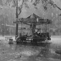Doisneau Le Manege de Monsieur Barre&nbsp;rain