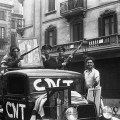 Centelles Militantes anarquistas y guardias de asalto en Barcelona en julio de&nbsp;1936